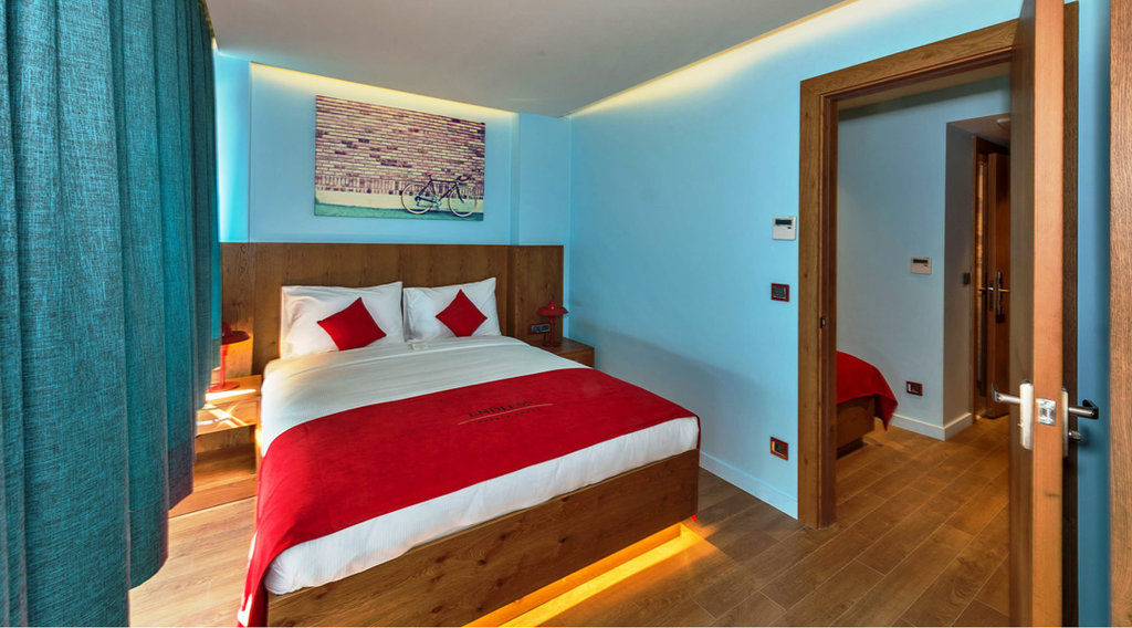 Taksim Istanbul Nis Hotel - Istiklal Street Exterior photo