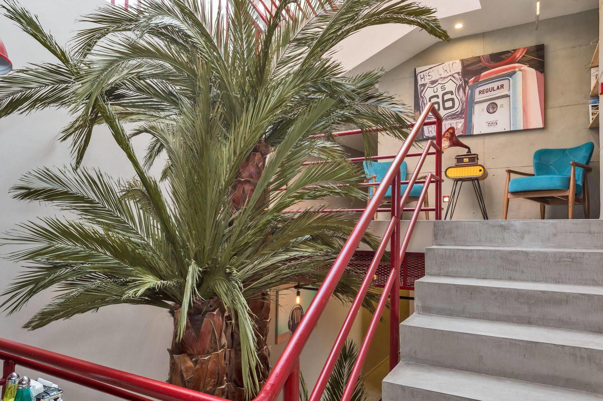 Taksim Istanbul Nis Hotel - Istiklal Street Exterior photo